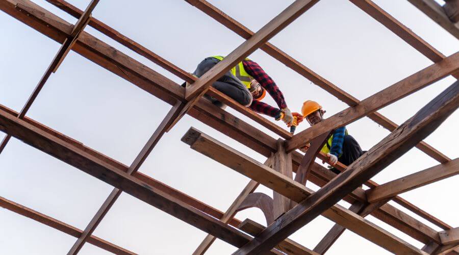 Professional gutter cleaning services in Hecla, SD